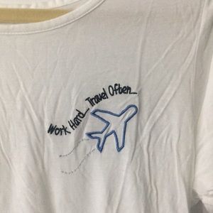 ⭐️Embroidered White Top NY&C